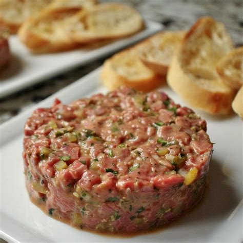 tartare food.
